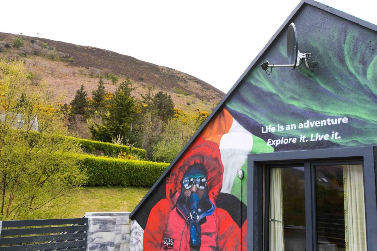 The Mountain Lodge Killarney Exterior photo